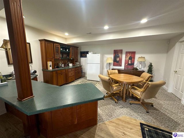 230 Roundtop Road, Elizabethtown, KY 42701