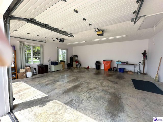 230 Roundtop Road, Elizabethtown, KY 42701