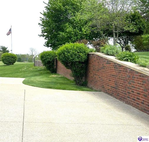 230 Roundtop Road, Elizabethtown, KY 42701