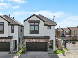 9215 Washington Heights Street, Houston, TX 77063