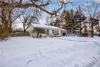 110 Panto Road, Warwick, RI 02886