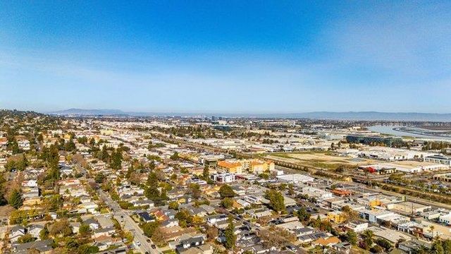 1316 Rosewood Avenue, San Carlos, CA 94070