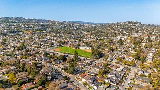 1316 Rosewood Avenue, San Carlos, CA 94070