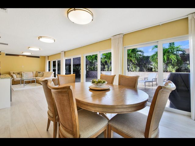 451 N Lyra Circle, Juno Beach, FL 33408