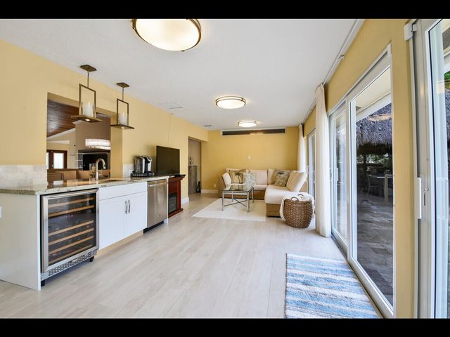 451 N Lyra Circle, Juno Beach, FL 33408