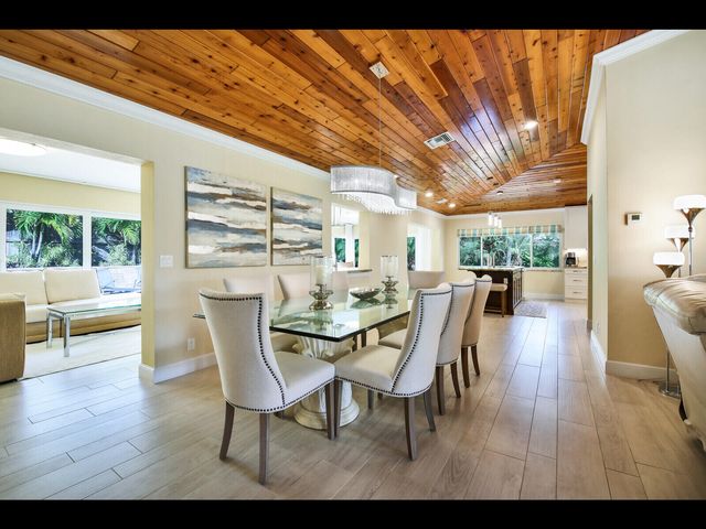 451 N Lyra Circle, Juno Beach, FL 33408