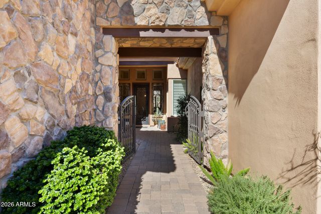 14364 E CHARTER OAK Drive, Scottsdale, AZ 85259