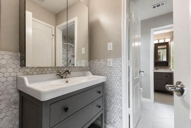 12711 Turlock Court, Houston, TX 77041