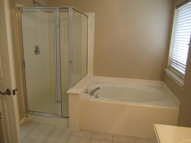 12911 Maples Perch Court, Humble, TX 77346