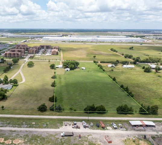 330 S Goode Road, Wilmer, TX 75172