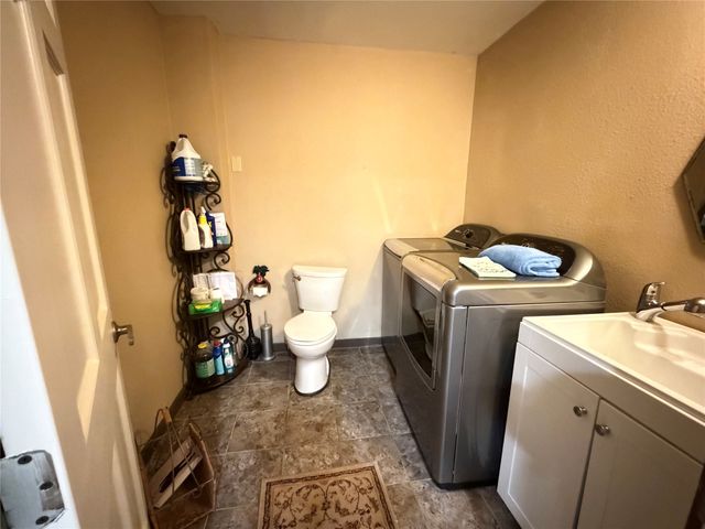 330 S Goode Road, Wilmer, TX 75172