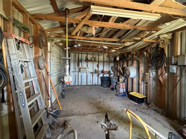 330 S Goode Road, Wilmer, TX 75172