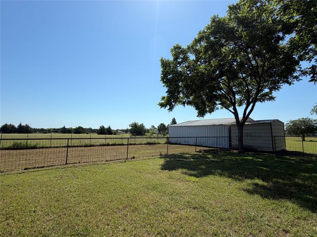 330 S Goode Road, Wilmer, TX 75172