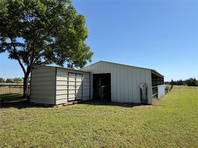 330 S Goode Road, Wilmer, TX 75172