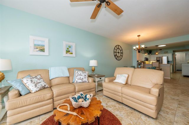 5125 MELBOURNE STREET E201, Punta Gorda, FL 33980