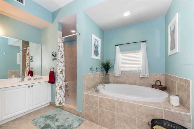 5125 MELBOURNE STREET E201, Punta Gorda, FL 33980