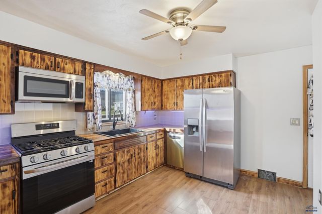 4907 PIERRE, Rapid City, SD 57702