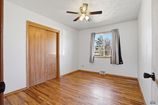 4907 PIERRE, Rapid City, SD 57702