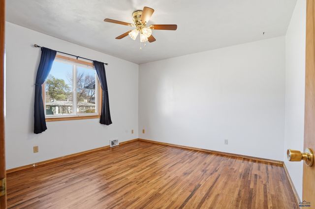 4907 PIERRE, Rapid City, SD 57702