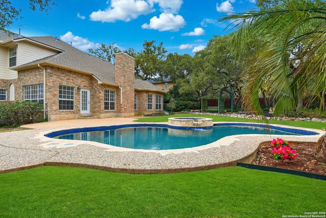 2 Rossridge, San Antonio, TX 78248