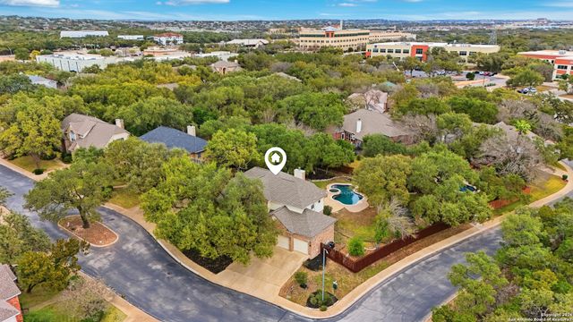 2 Rossridge, San Antonio, TX 78248