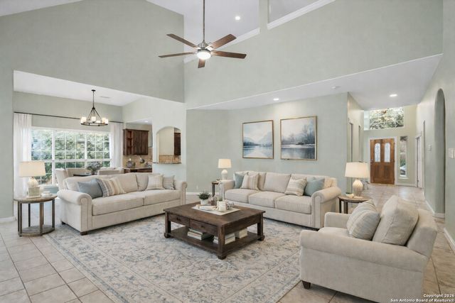 2 Rossridge, San Antonio, TX 78248