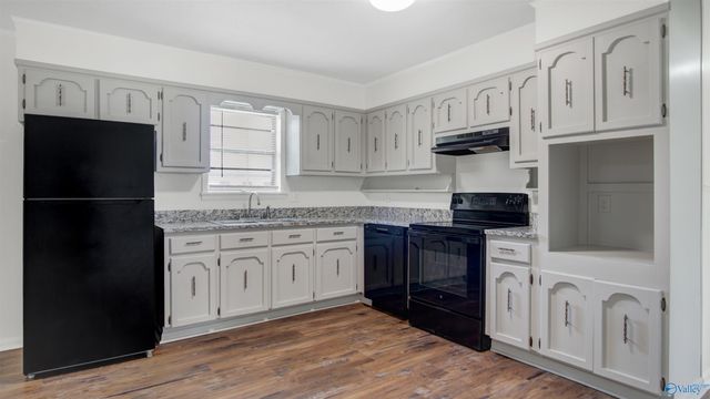 2407 Morgan Avenue, Decatur, AL 35601