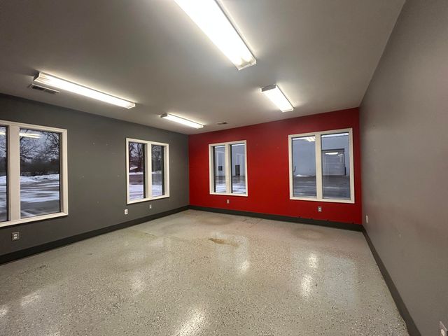 9350 Shaver Road Suite B, Portage City, MI 49024