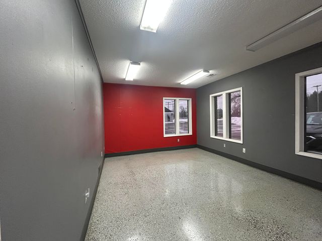 9350 Shaver Road Suite B, Portage City, MI 49024