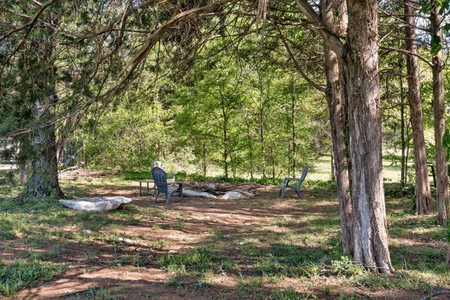 3017 Gwynn Rd, Lebanon, TN 37090