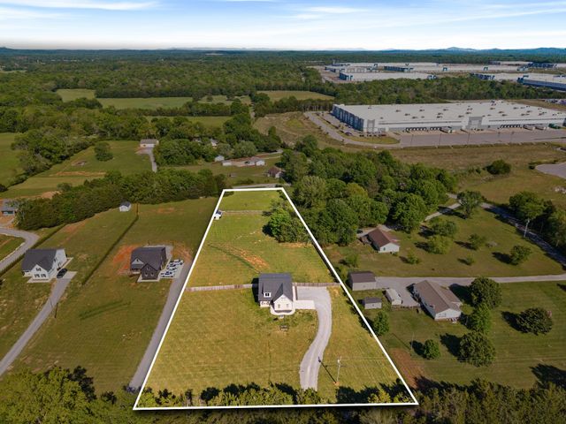 3017 Gwynn Rd, Lebanon, TN 37090