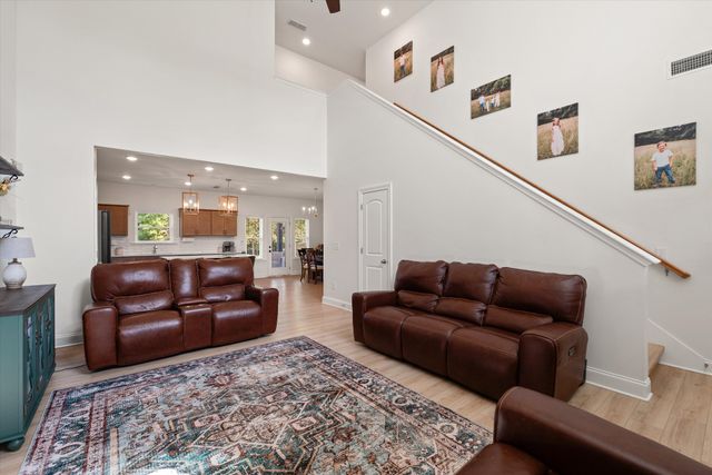 3017 Gwynn Rd, Lebanon, TN 37090