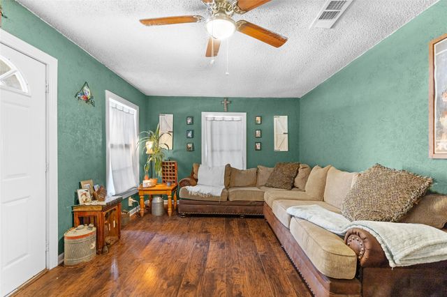 4400 3rd Street, Greenville, TX 75401