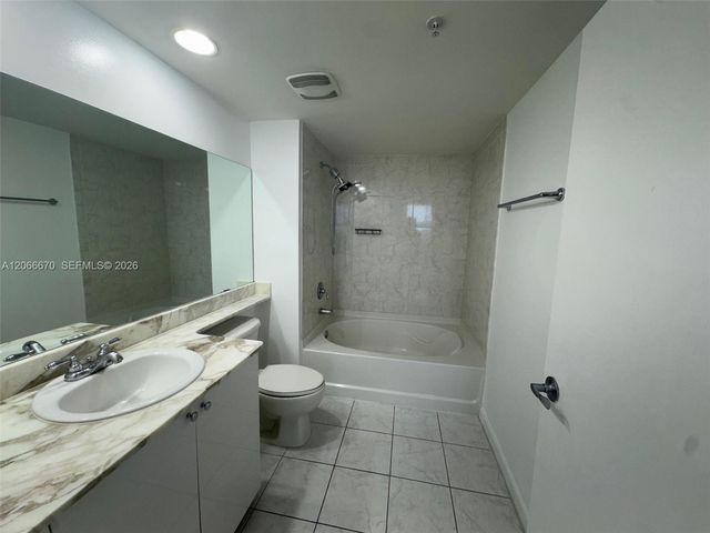 18800 NE 29 Avenue 1005, Aventura, FL 33180