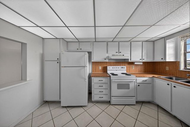 2400 Deer Creek Country Club Boulevard 604-1, Deerfield Beach, FL 33442