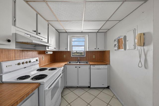 2400 Deer Creek Country Club Boulevard 604-1, Deerfield Beach, FL 33442