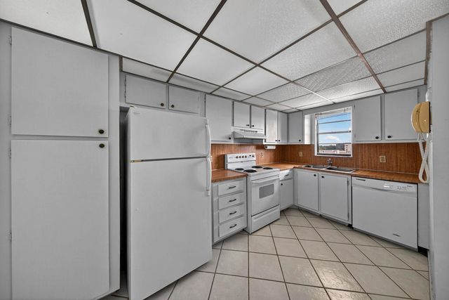 2400 Deer Creek Country Club Boulevard 604-1, Deerfield Beach, FL 33442