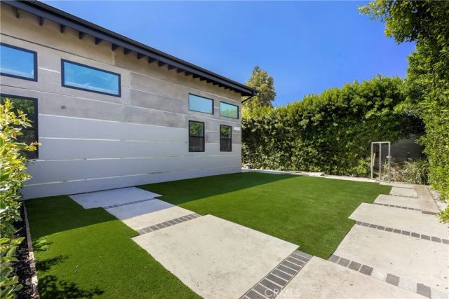 22920 Califa C, Woodland Hills, CA 91367