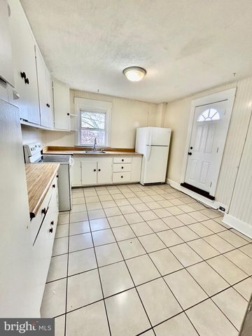 355 NUTT RD, Phoenixville, PA 19460