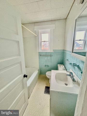 355 NUTT RD, Phoenixville, PA 19460