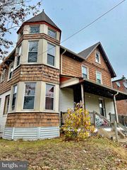 355 NUTT RD, Phoenixville, PA 19460