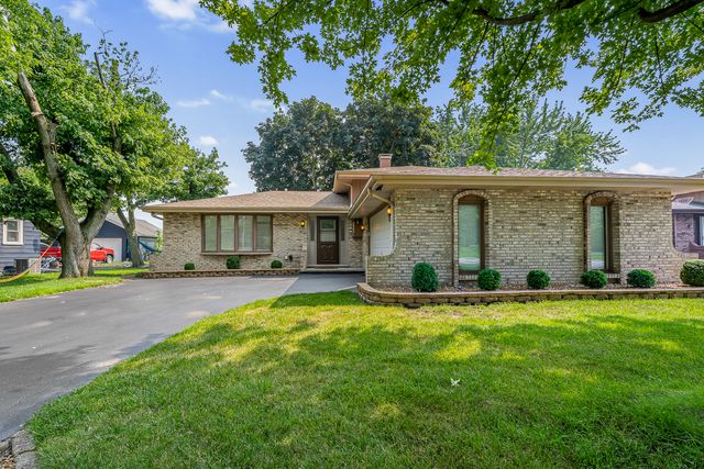 2205 182nd Street, Lansing, IL 60438