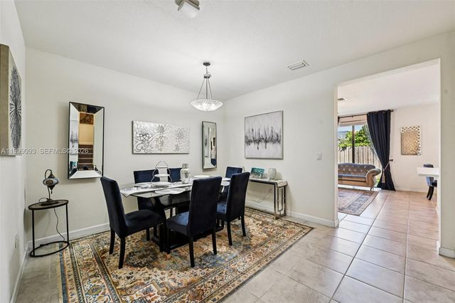 18431 NW 89th Ct, Hialeah, FL 33018