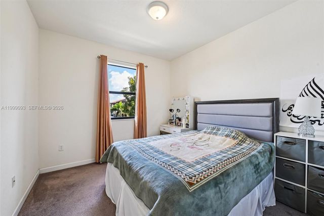 18431 NW 89th Ct, Hialeah, FL 33018