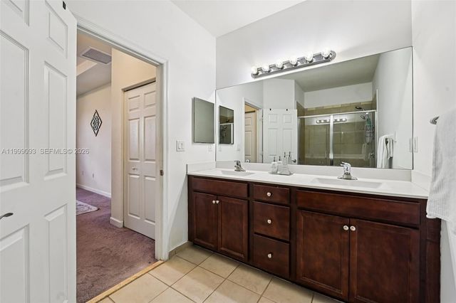 18431 NW 89th Ct, Hialeah, FL 33018