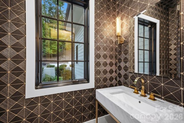 13702 Sage Thrasher Lane, Charlotte, NC 28278