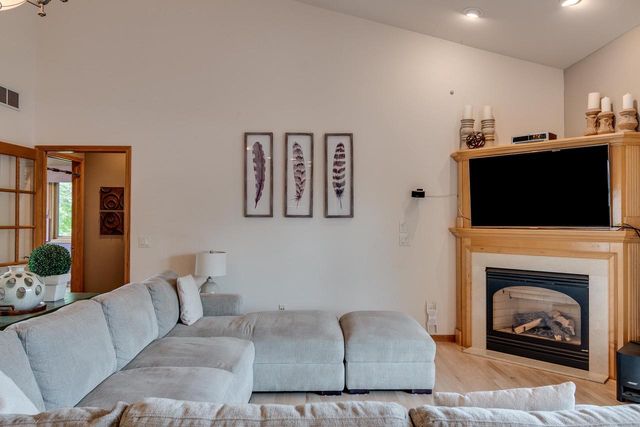 8601 Stonebrook Circle, Middleton, WI 53562