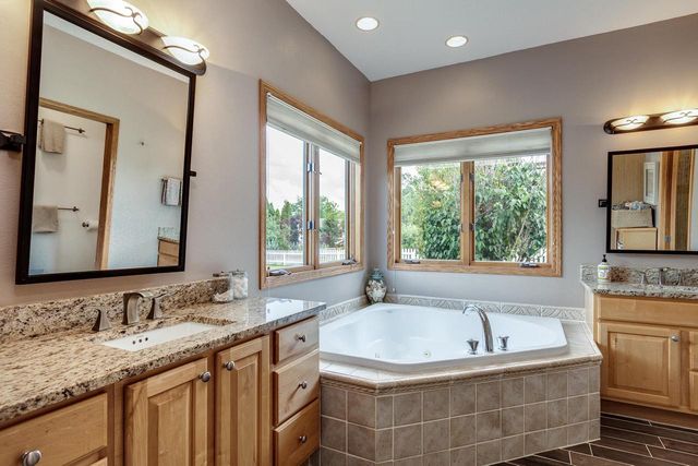 8601 Stonebrook Circle, Middleton, WI 53562