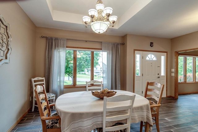8601 Stonebrook Circle, Middleton, WI 53562