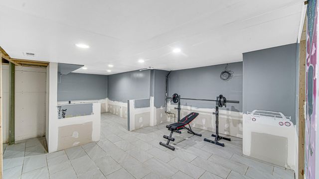 631 141st Street, Hammond, IN 46327